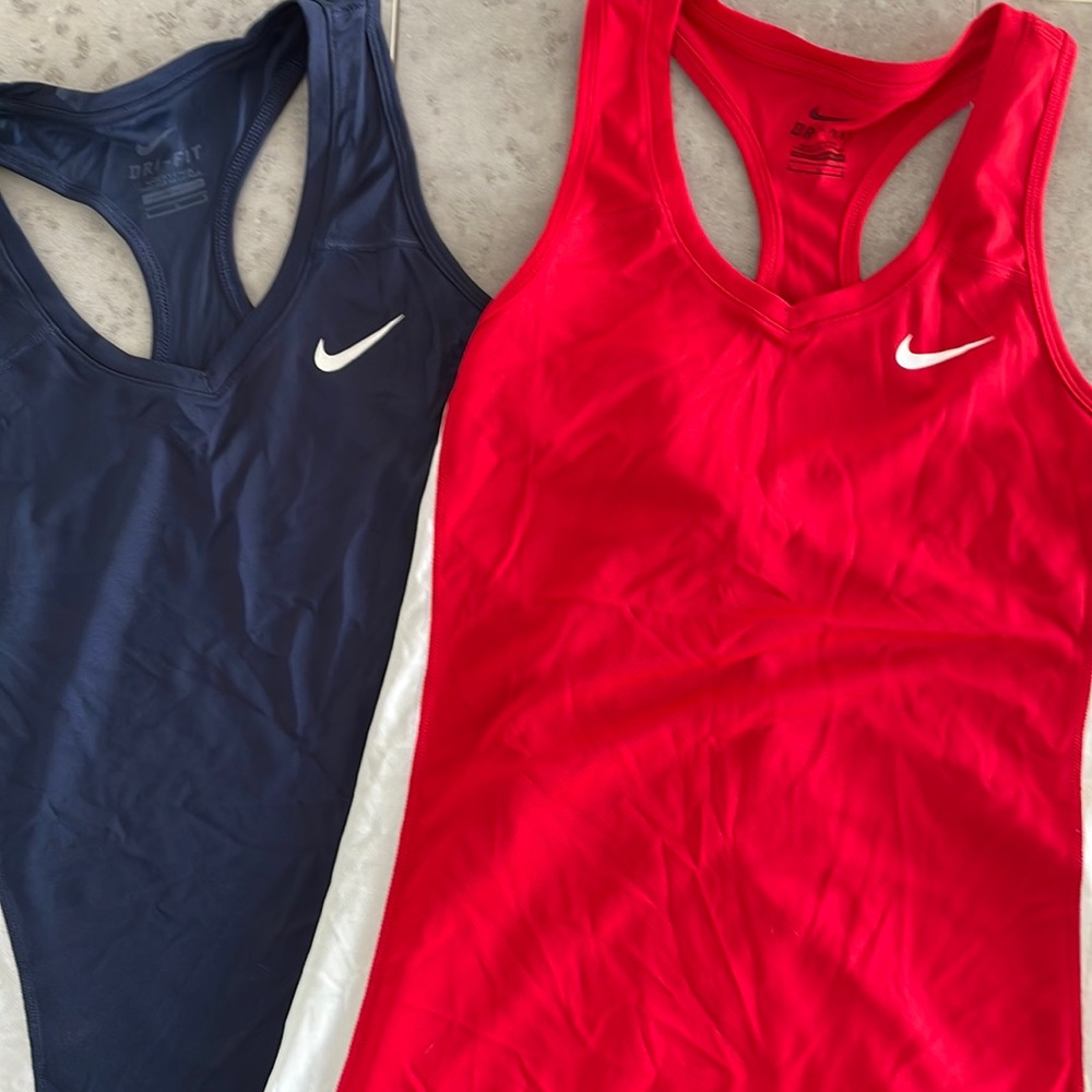 NIKE Dri-fit bundle of two women’s tank tops mesh sides swoosh racer back size L